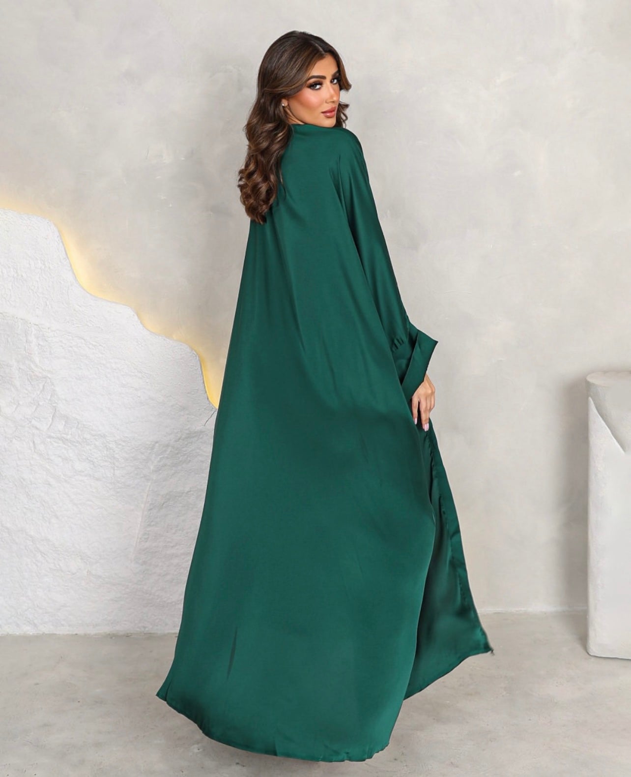 Zomorod abaya